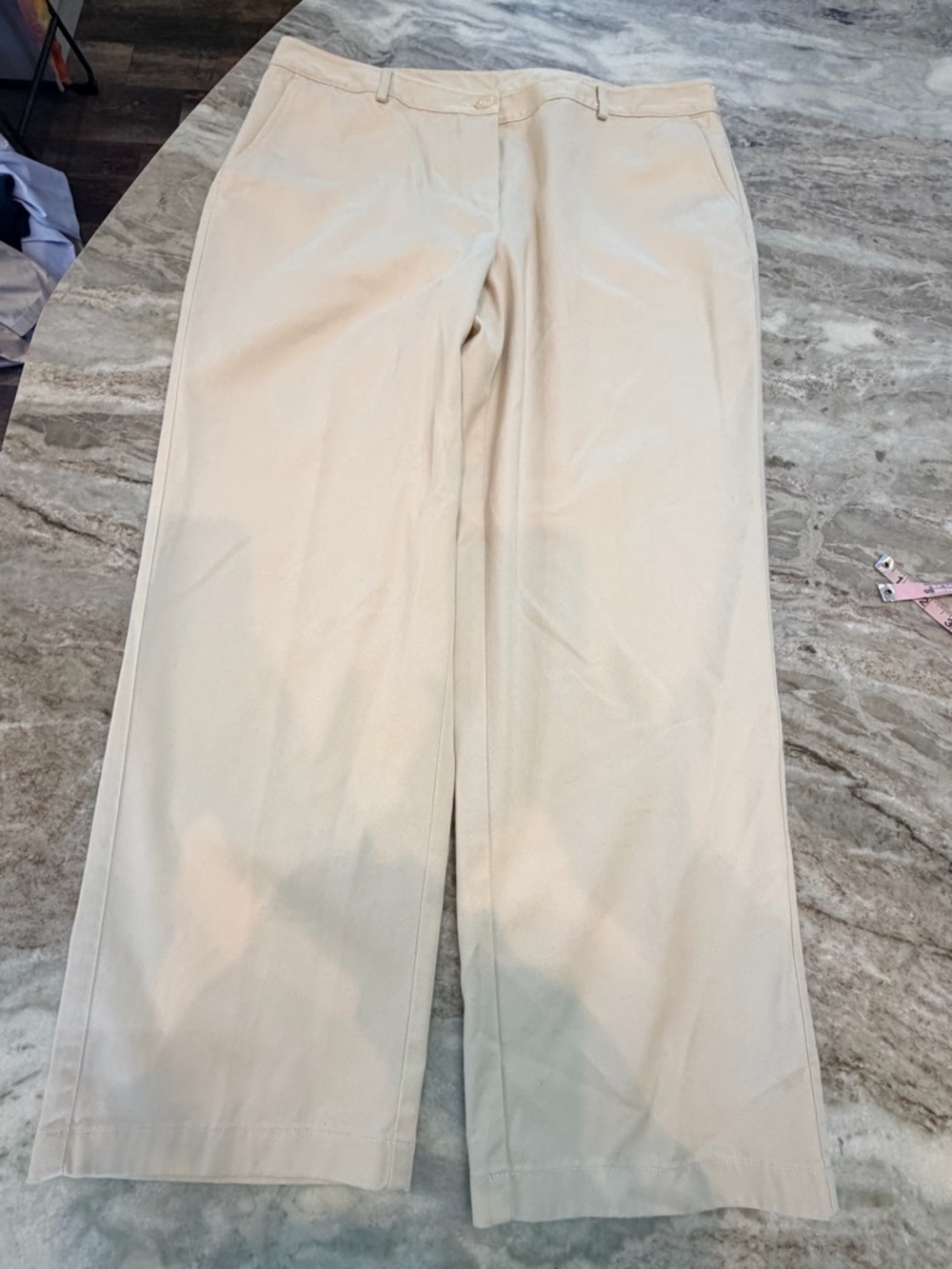 LL Bean Favorite Fit Khaki Pants Women Beige Straight Leg Casual Work Pants 16P